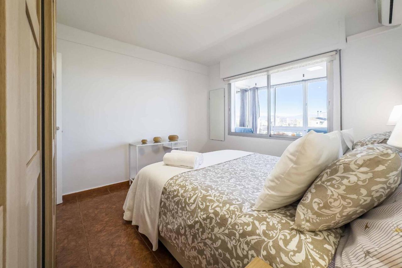Apartamento Acogedor, Terraza, Piscina Y Mar Benalmadena Bagian luar foto