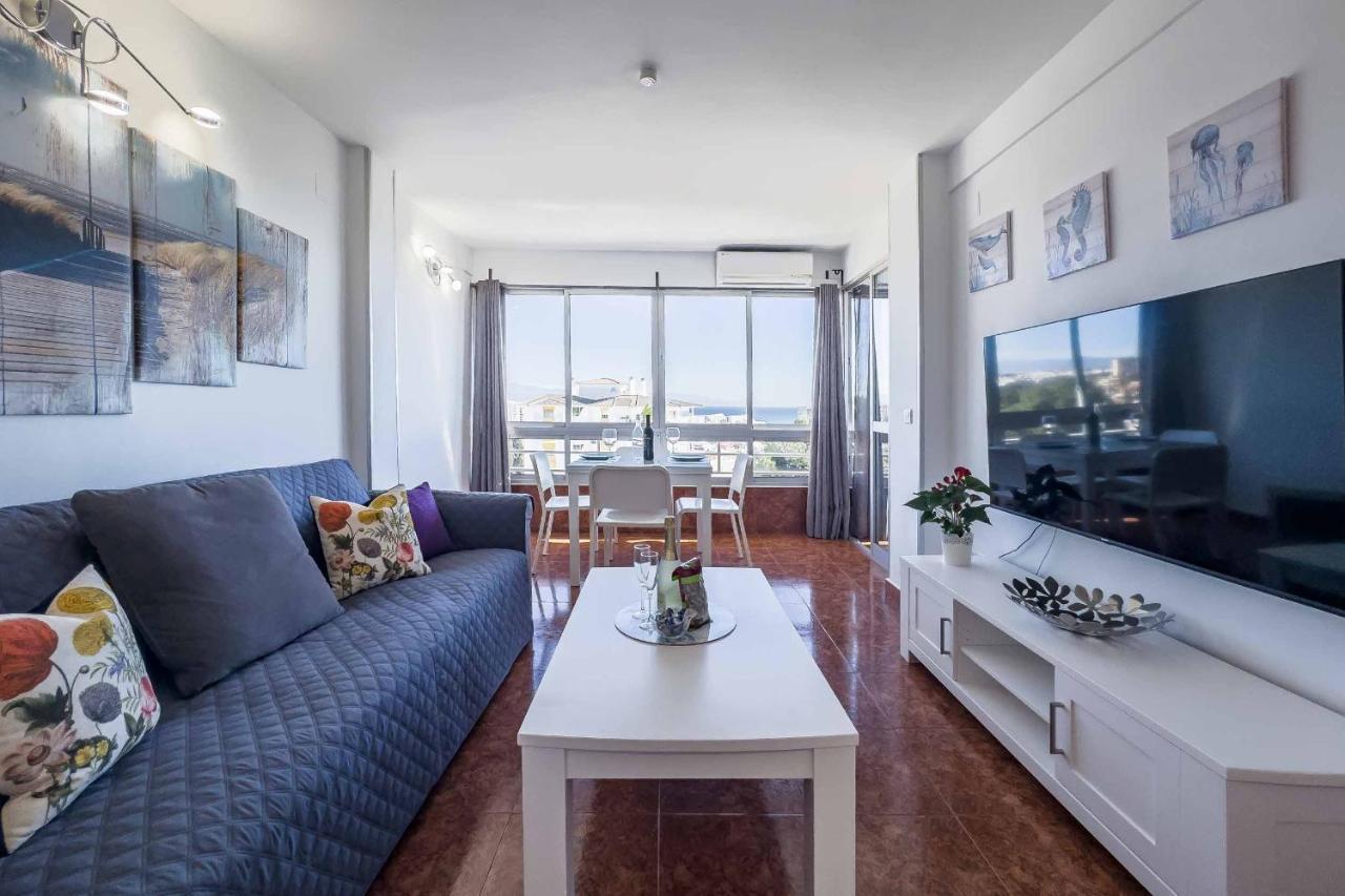 Apartamento Acogedor, Terraza, Piscina Y Mar Benalmadena Bagian luar foto